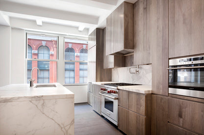 Varnish SATIN Topcoat