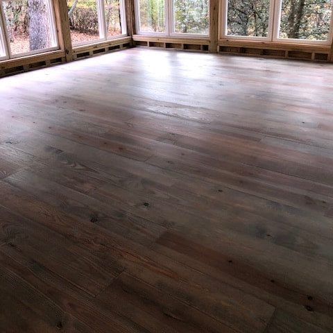 GALLERY: FLOORING 33